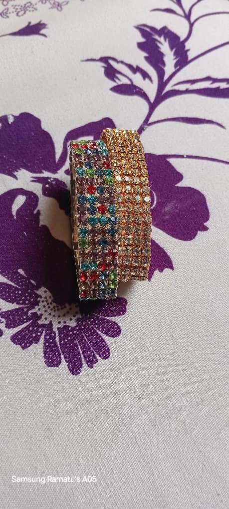 Elastic bracelet