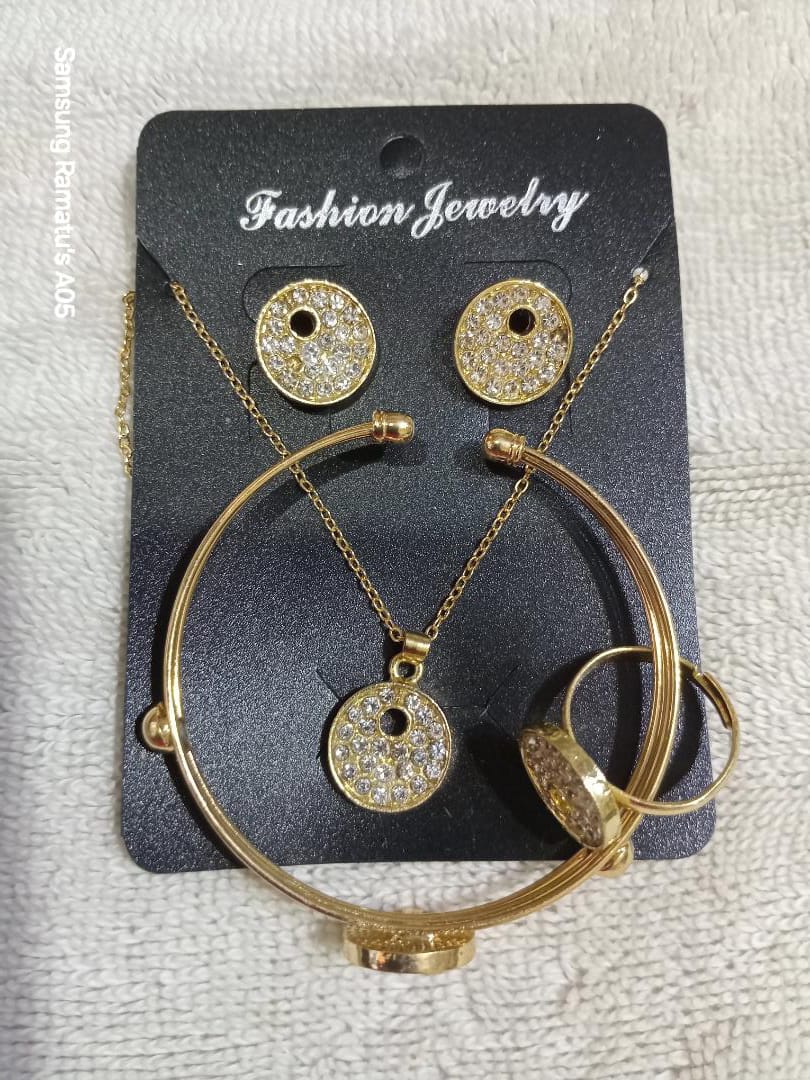 Jewelry set