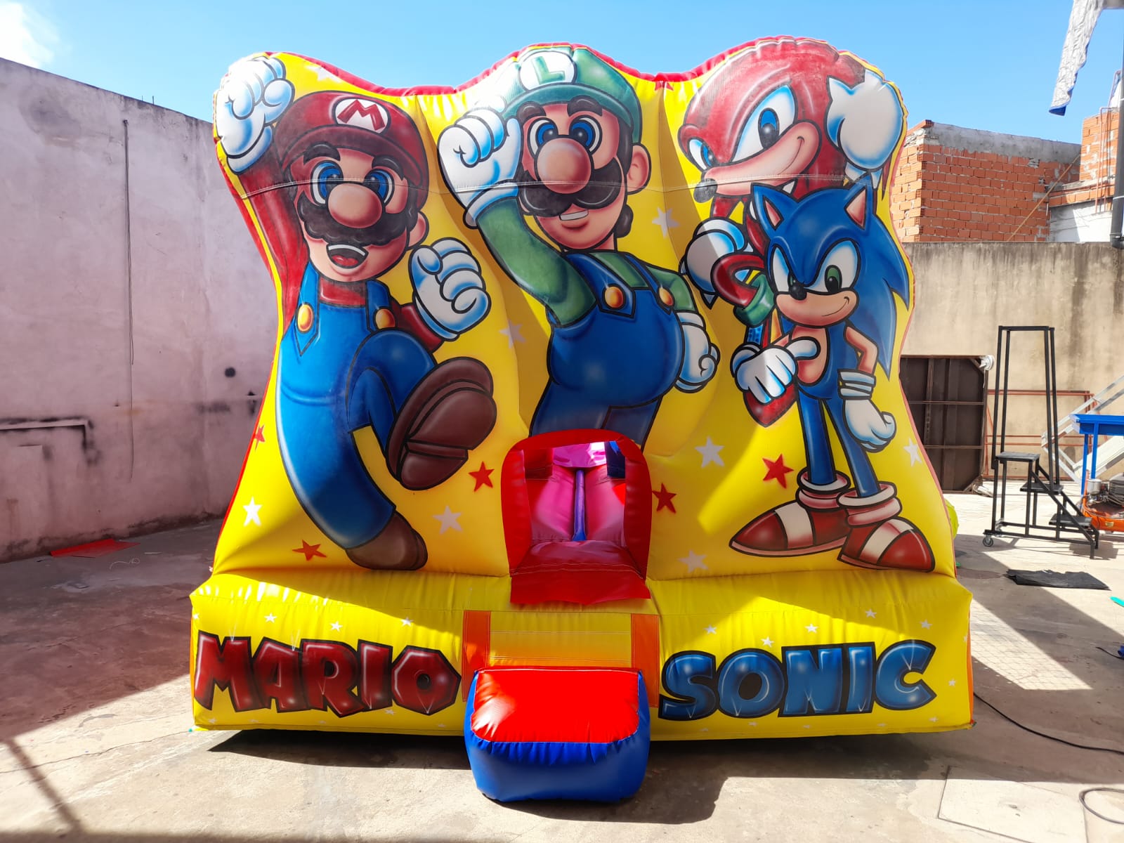 Mario vs Sonic