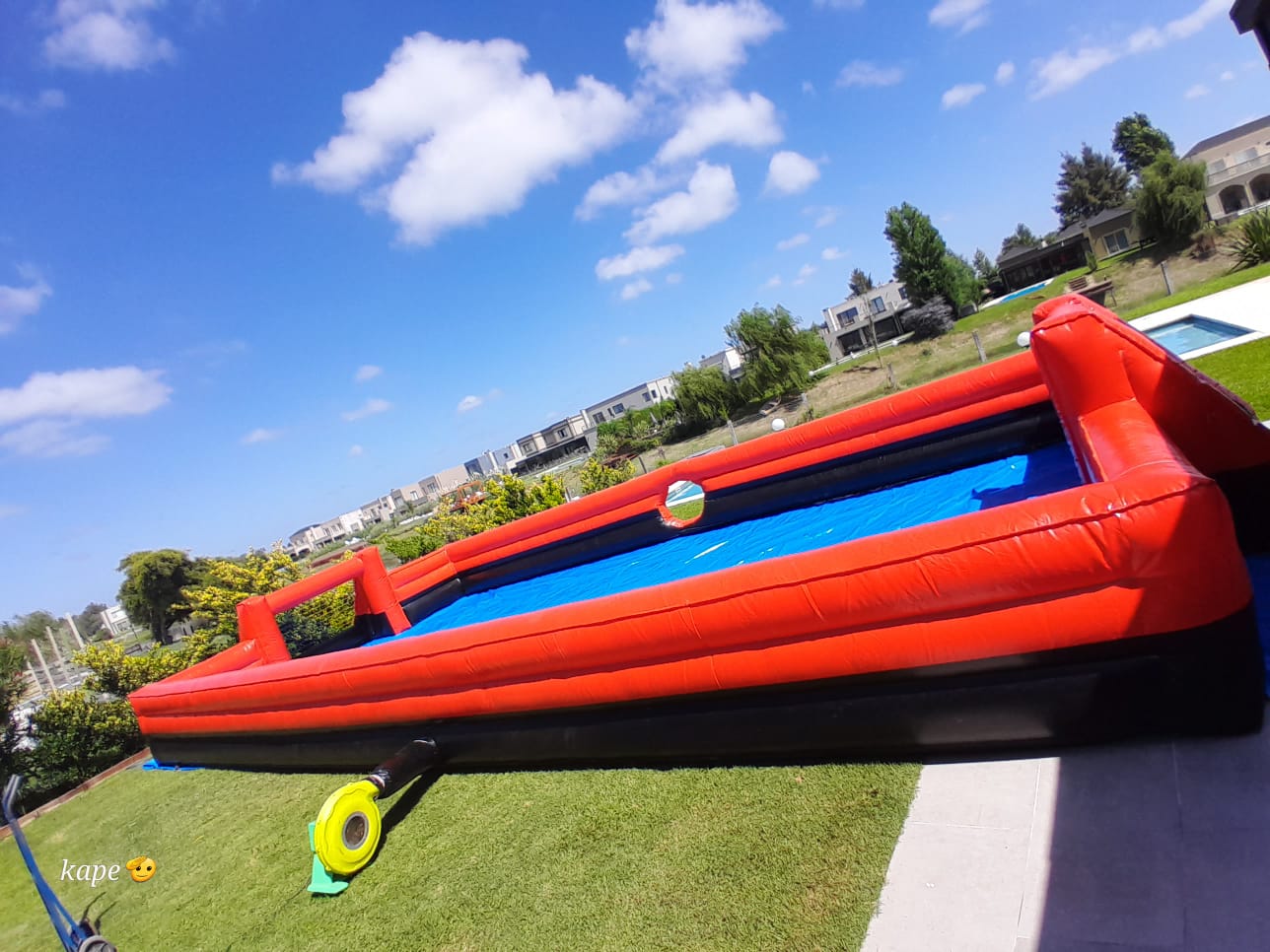Cancha jabonosa ( 2)  ( No incluye pelota ni productos)