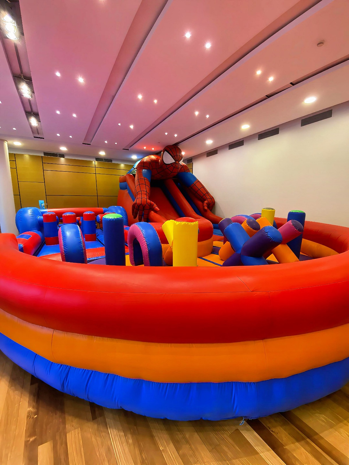 Circuito Spiderman 180°