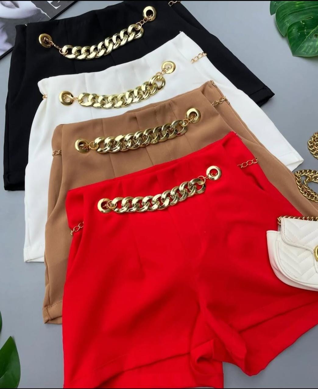 Short Alfaiataria Cinto Corrente