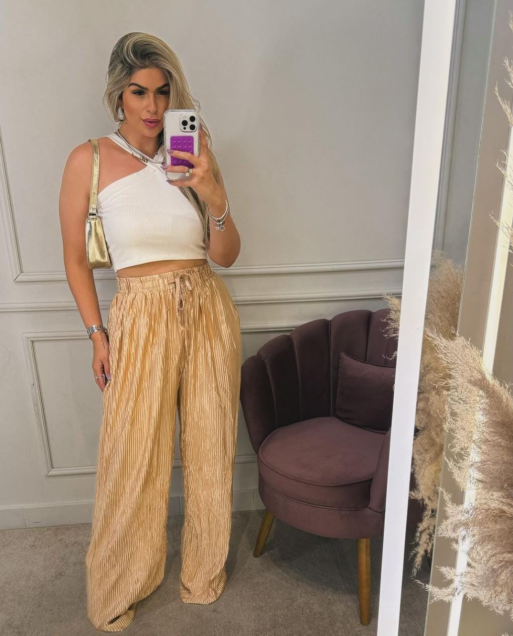 Calça Pantalona Plissada Acetinada