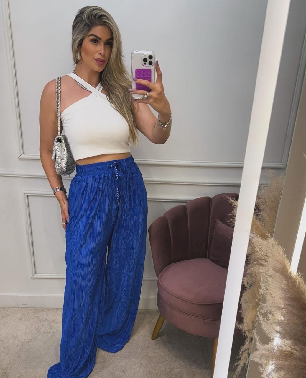 Calça Pantalona Plissada Acetinada
