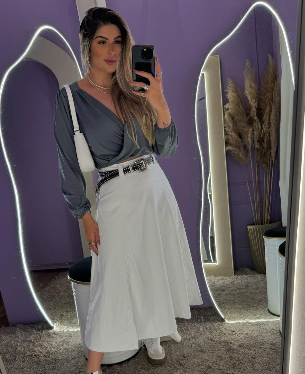 Saia Evasê Couro PU