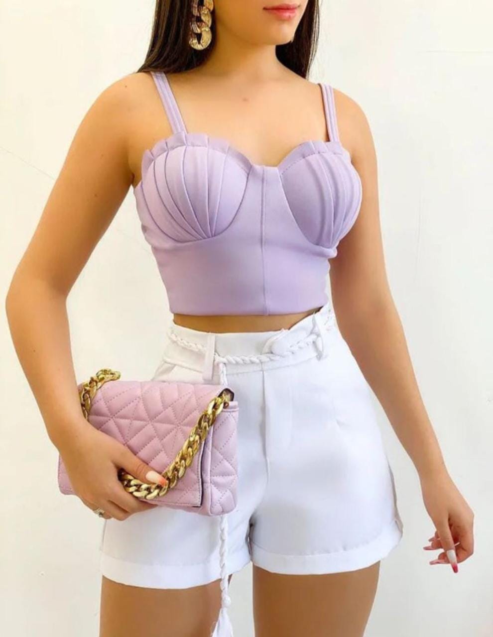 Cropped Flavia